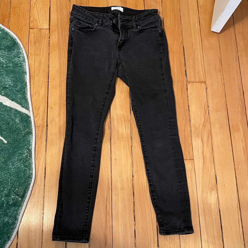 LOFT Curvy Skinny Charcoal Black Jeans